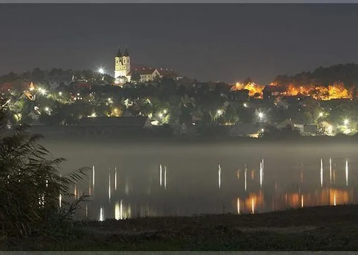 Zoltan Borhaza Tihany